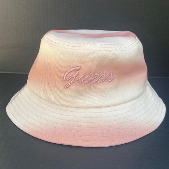 New GUESS Women’s Bucket Hat - Picture 1 of 5